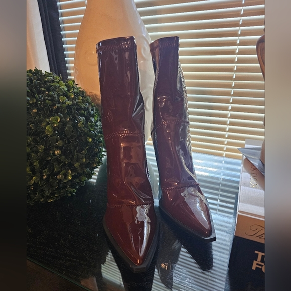 Brown Patent Leather Boots - Picture 7 of 9